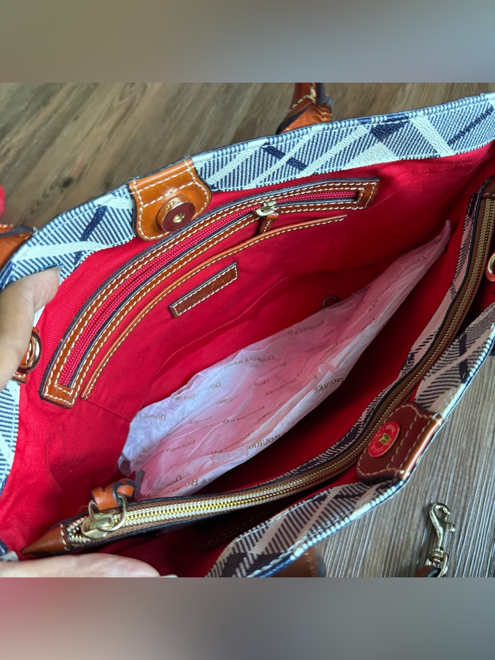 Dooney & Bourke Tote - Picture 6 of 11
